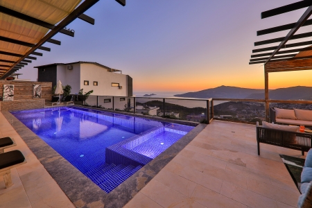 Villa Everest